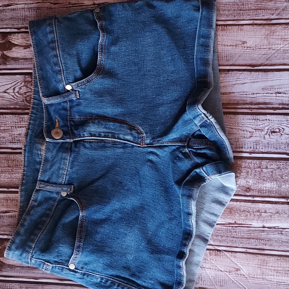 Faded Glory stretch denim shorts
